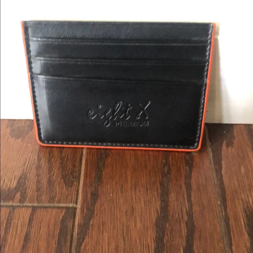 eight x Wallet - Picture 1 of 2